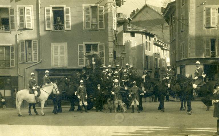 Les membres du Rallye Bréda - trompes de chasse d'Allevard