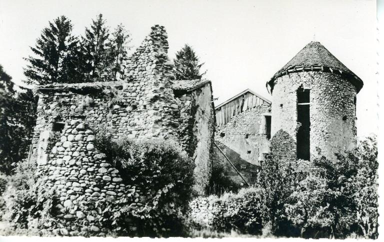 Ruines du château Bayard à Pontcharra